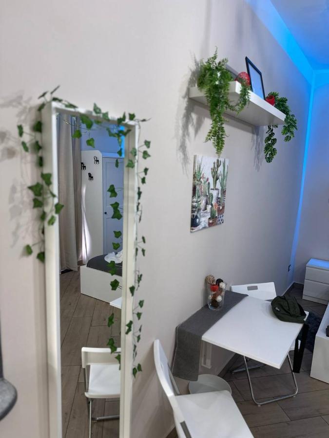 Tropical Holiday House Aeroporto di Catania Fontana Rossa Esterno foto